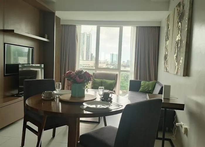 Emman's Turf Apartment